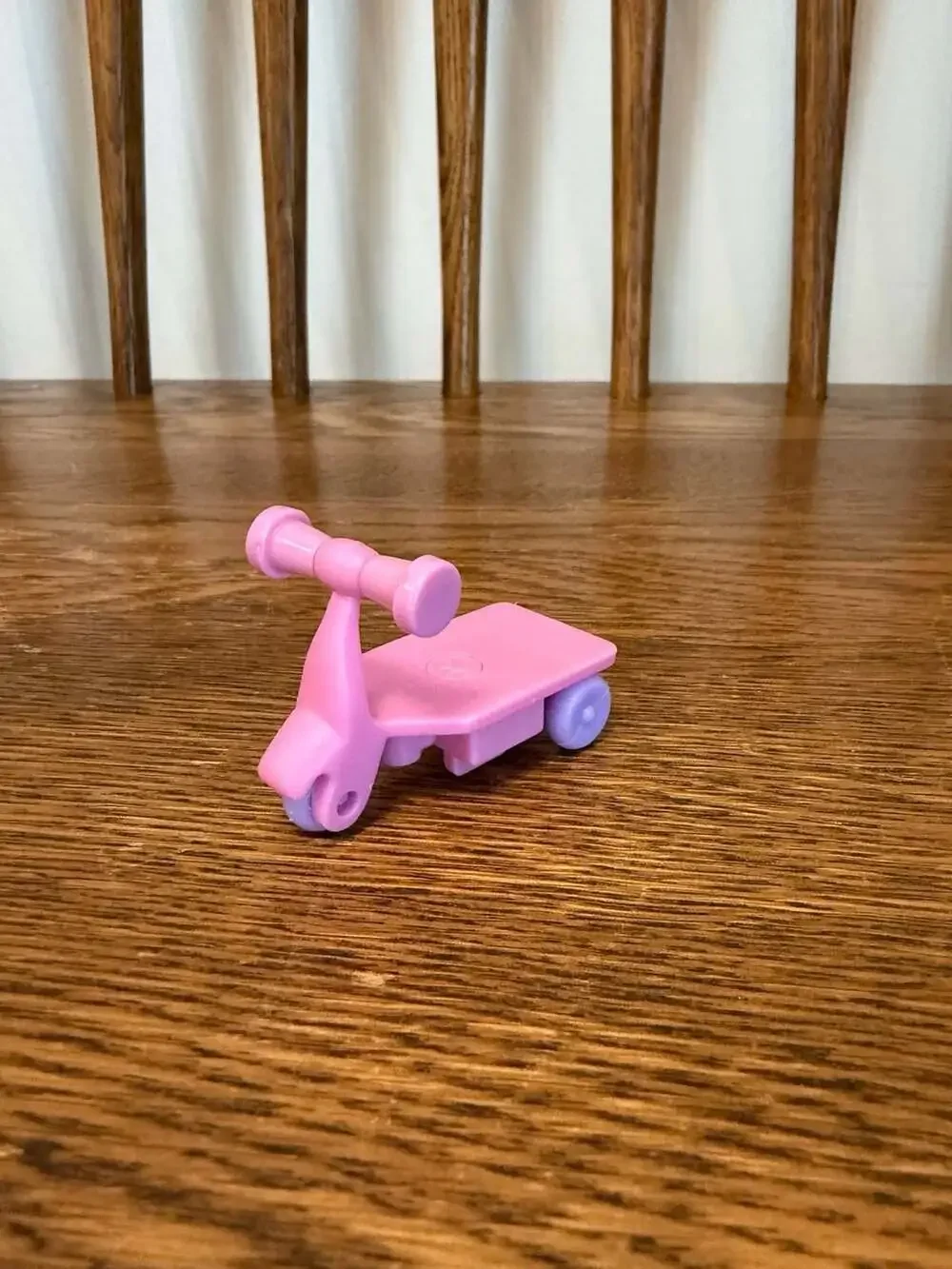 Hasbro Littlest Pet Shop Pink Scooter